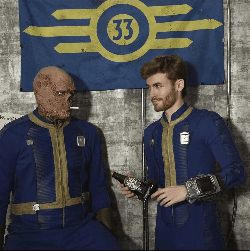First Glimpses of the Fallout TV Series with a Ghoul and Pip-Boy: What to Expect at the End of 2023?