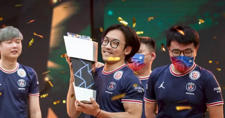 PSG.LGD выиграла матч у Team Liquid на The International 2022